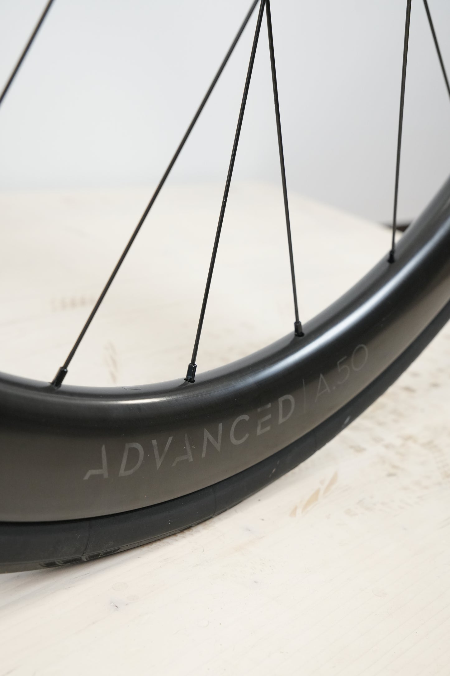 AVONA Velum Rival AXS