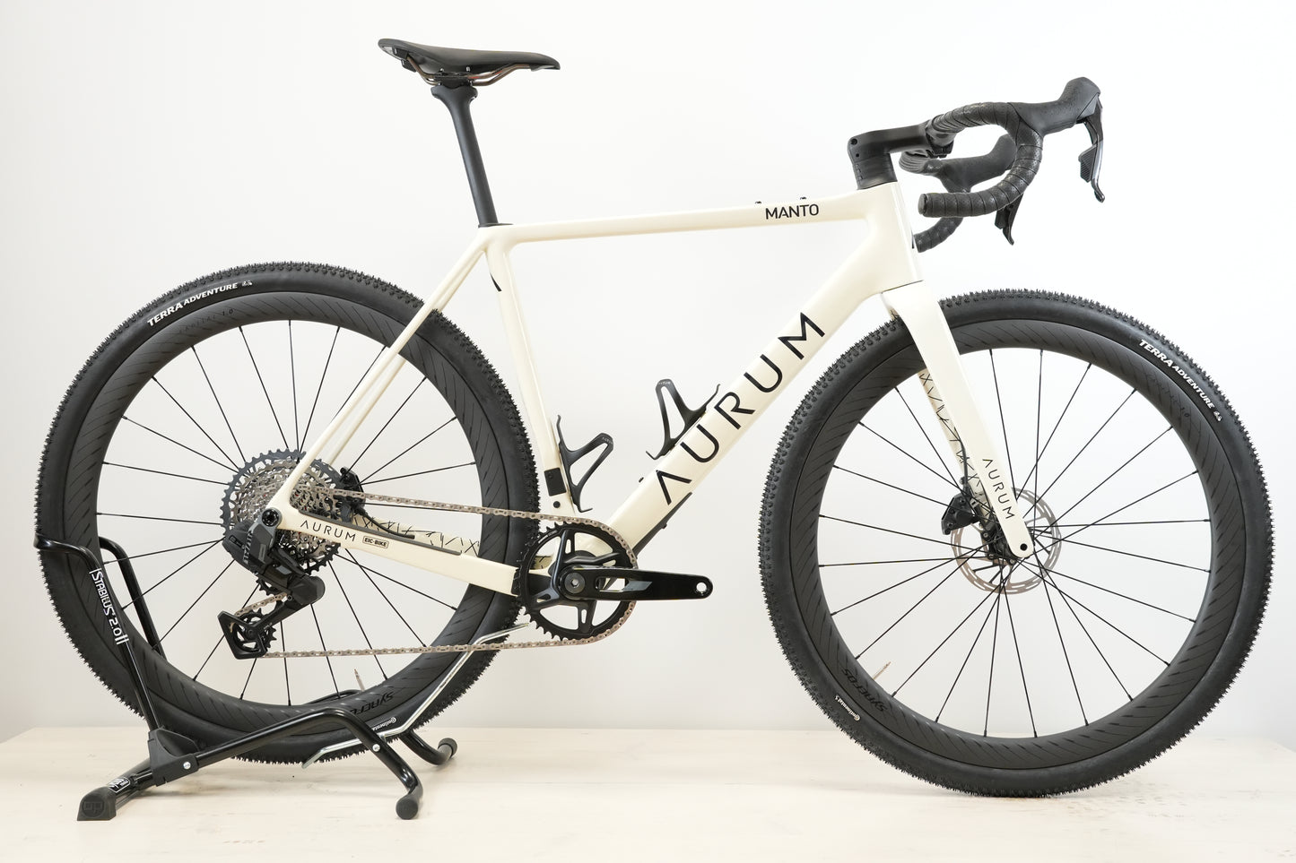 AURUM MANTO