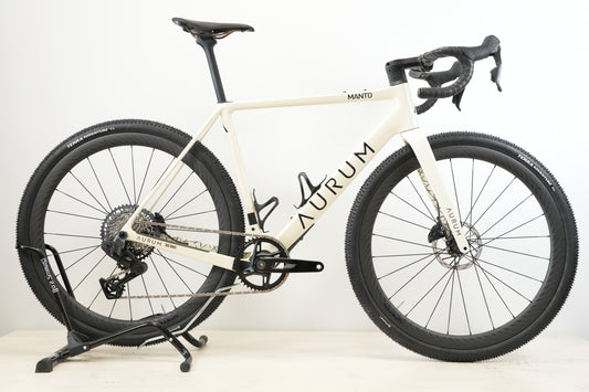 AURUM MANTO