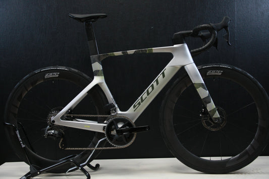 Scott Foil RC 30 - ZIPP Firequest 404