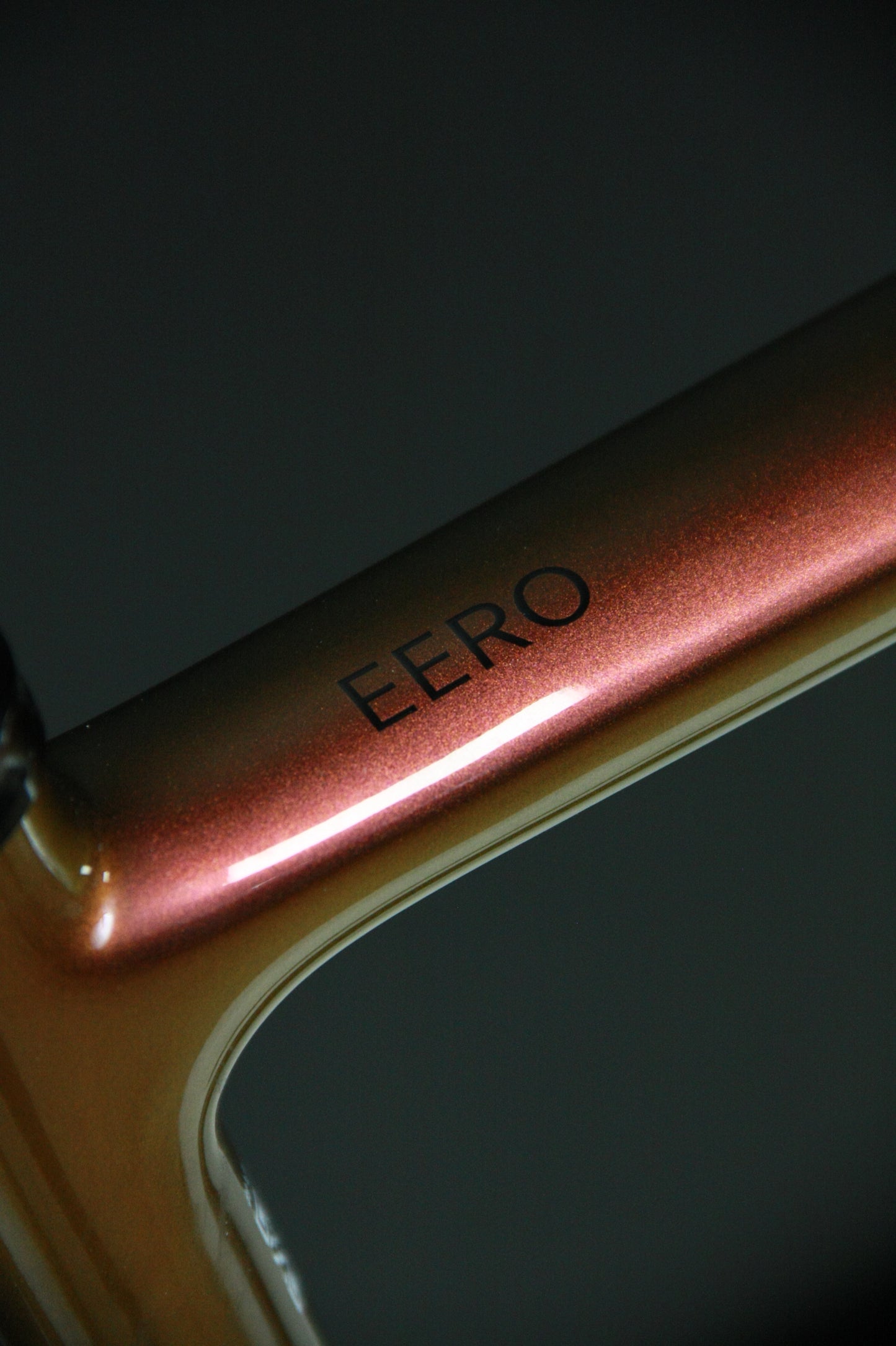 ARC 8  Eero Shiny Blaze