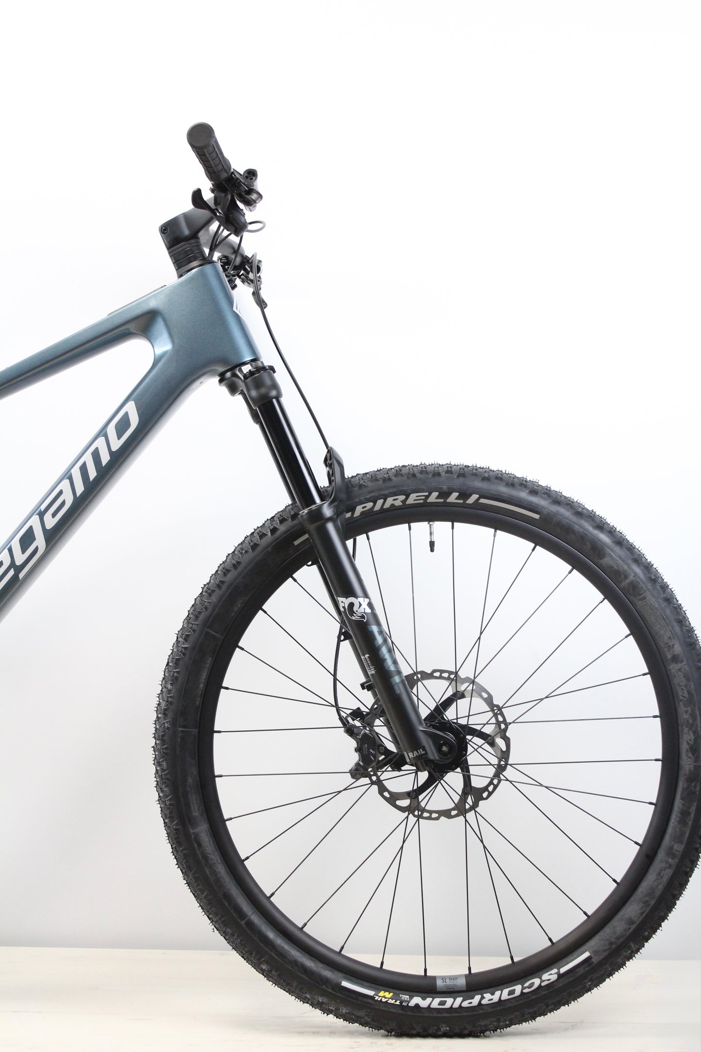 Megamo Reason AIR CRB 10