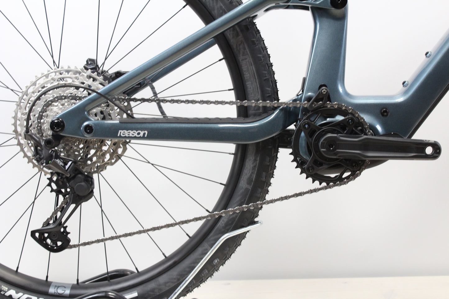 Megamo Reason AIR CRB 10