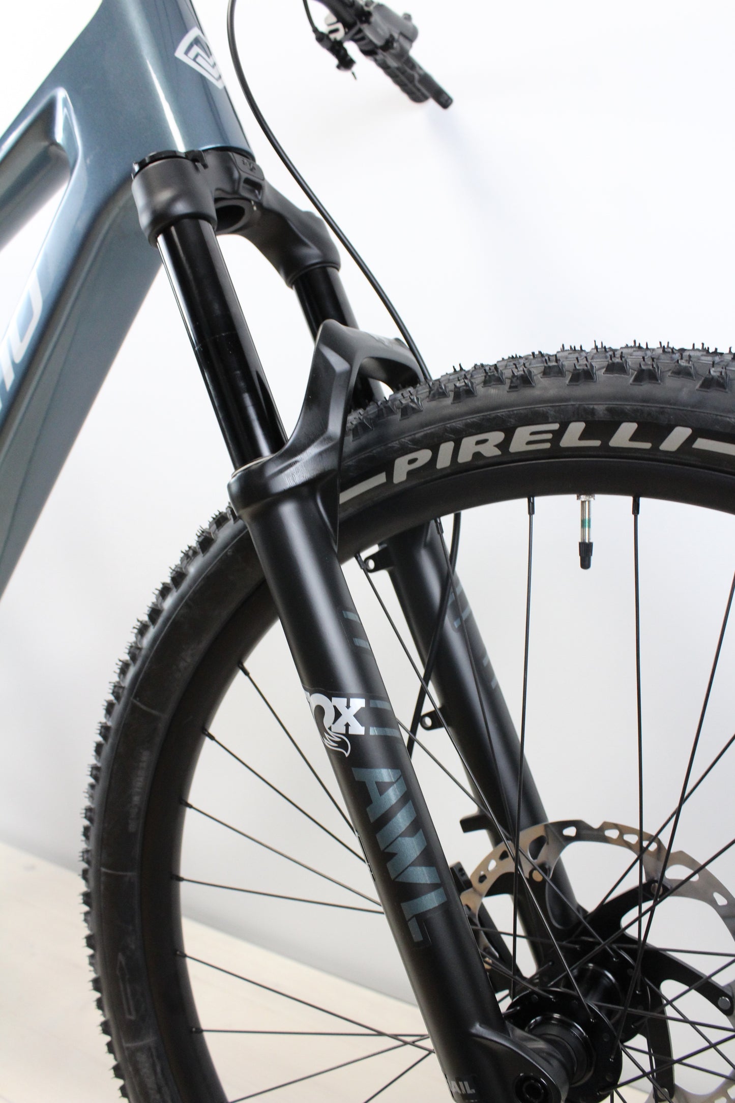 Megamo Reason AIR CRB 10