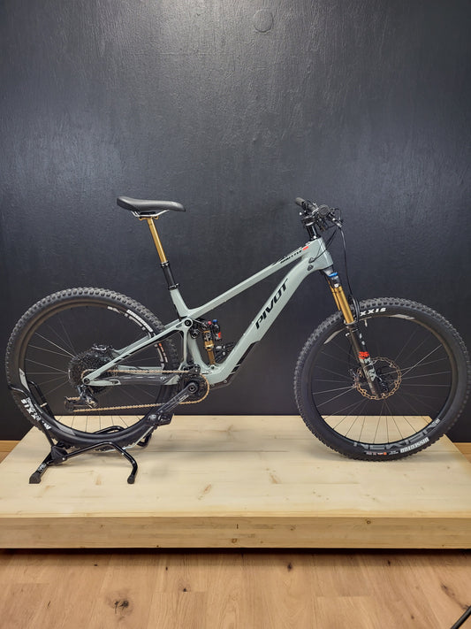 PIVOT SHUTTLE SL Pro X01